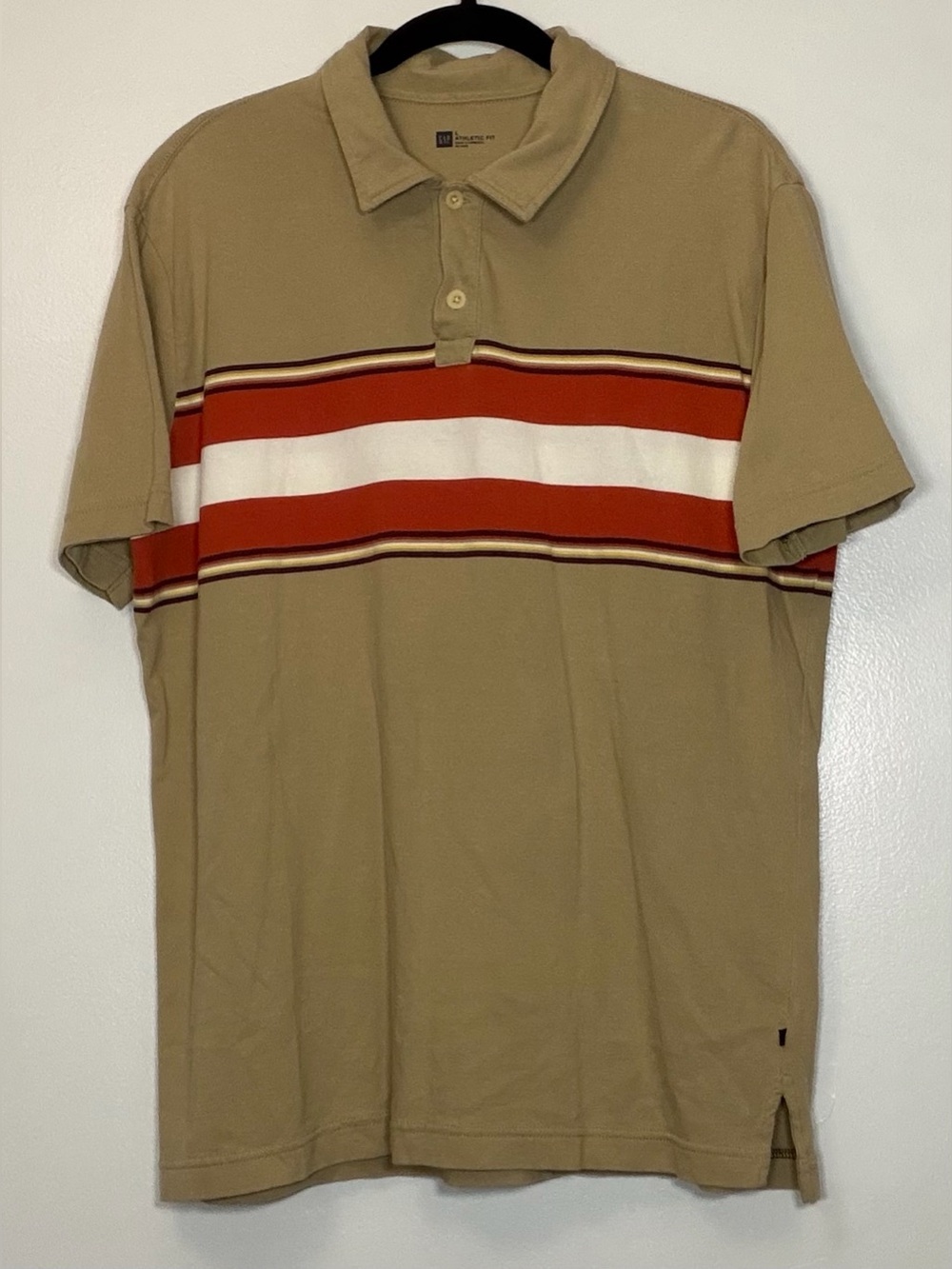 Vintage Y2K 2004 GAP Men's Beige Polo with Orange and White Stripe